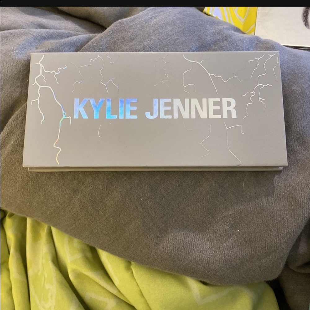 Kylie Jenner palate